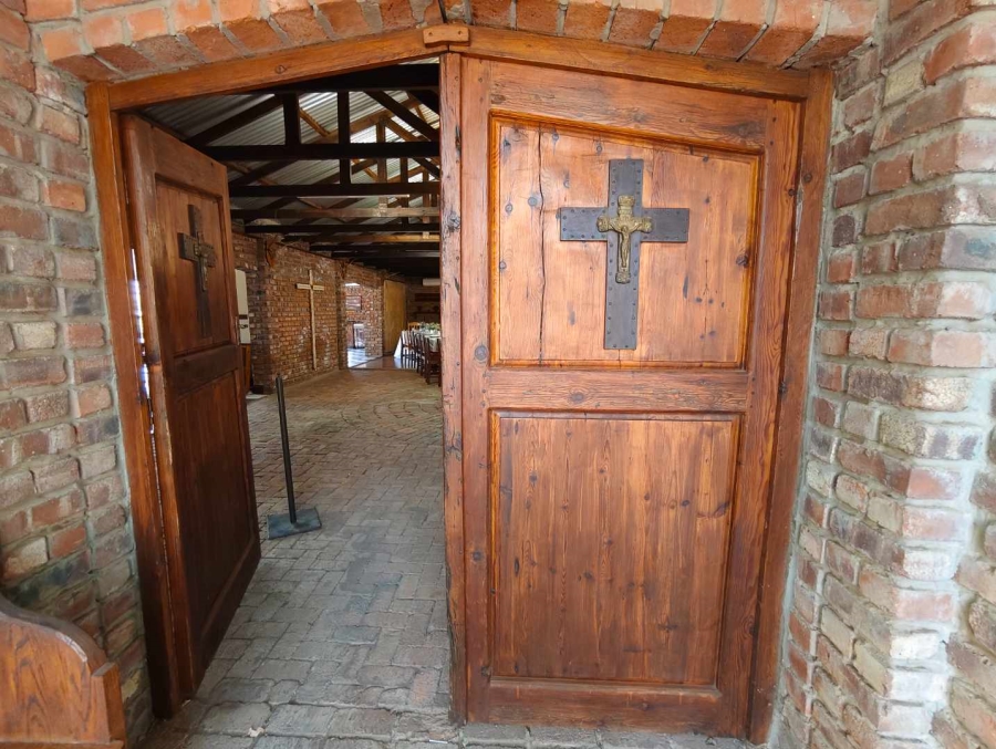 6 Bedroom Property for Sale in Quaggafontein Free State